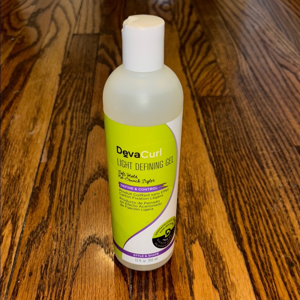 DevaCurl Light Defining Gel